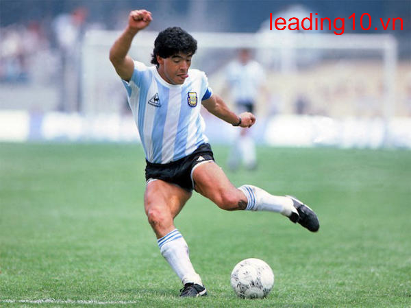 Cầu thủ Diego Maradona với bàn thắng đẹp mắt