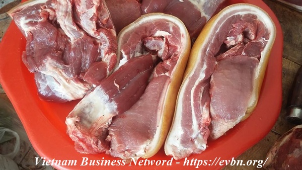 Thịt lợn đen đặc sản Tuyên Quang